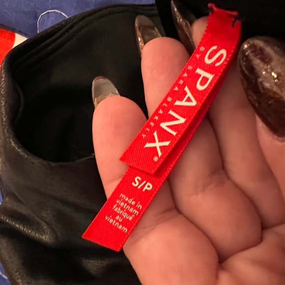 Tuxedo Striped Spanx - Picture 4 of 4